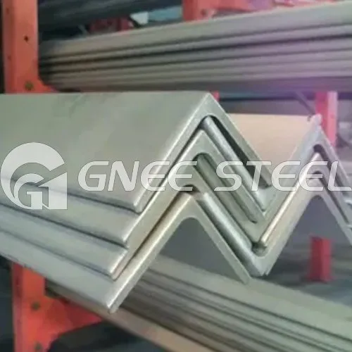 Góc thép A588